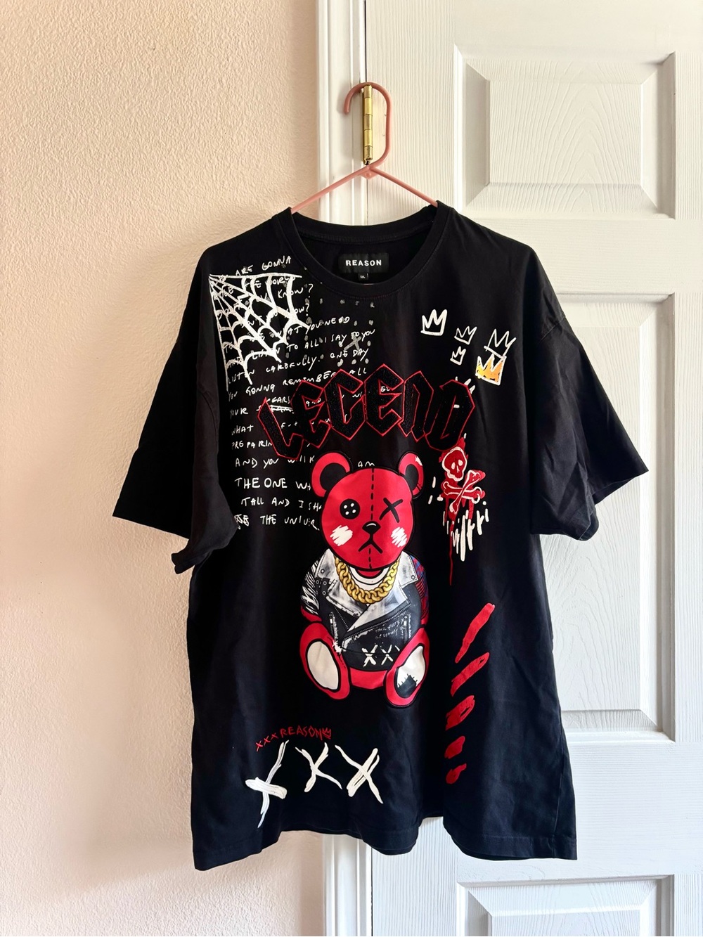 Reason Men’s XXL Legend Red Teddy Bear Patch Streetwear Graphic T-Shirt